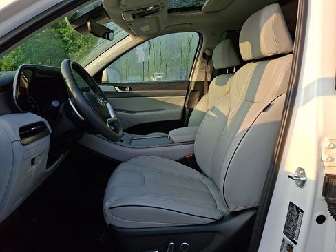 Certified 2025 Hyundai Palisade SEL FWD image 14