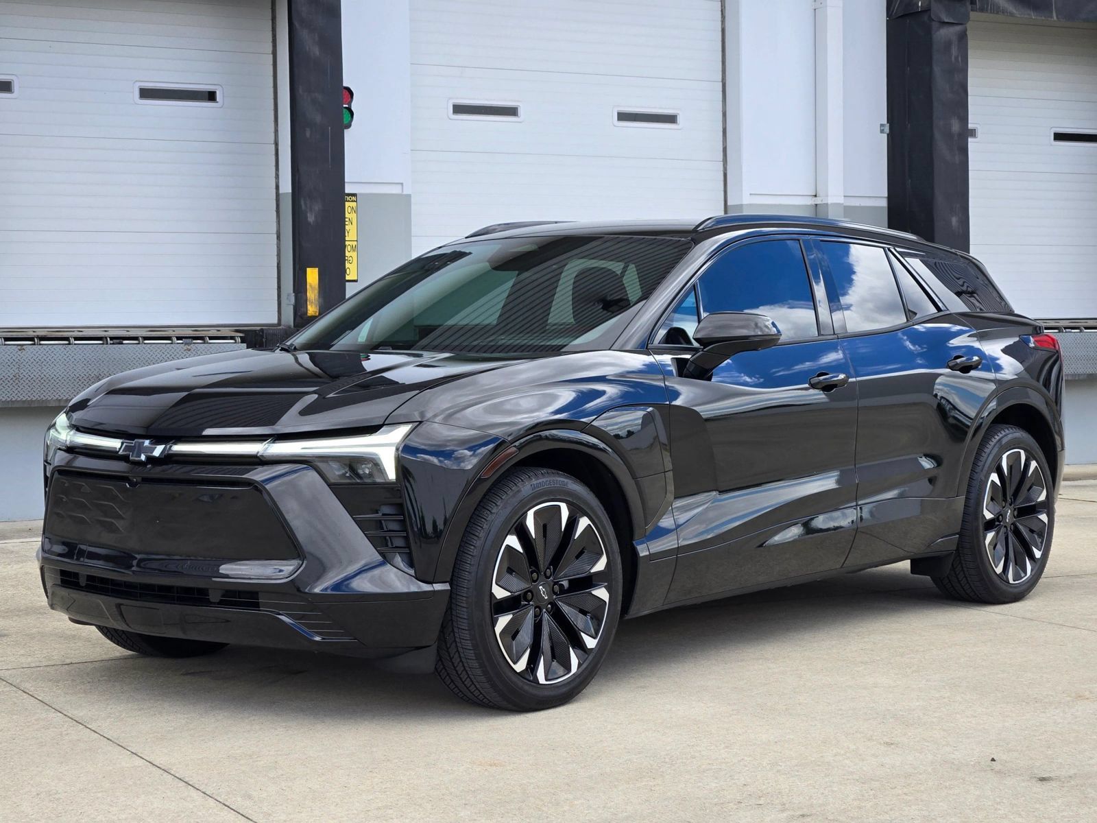 Used 2024 Chevrolet Blazer EV RS RWD image 4