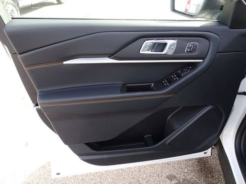New 2026 Ford Explorer Tremor w/ Tremor Convenience Package image 13