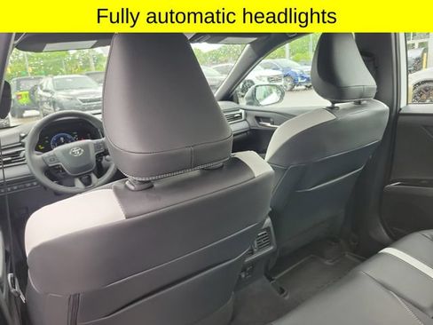 Used 2026 Toyota Camry SE FWD image 26