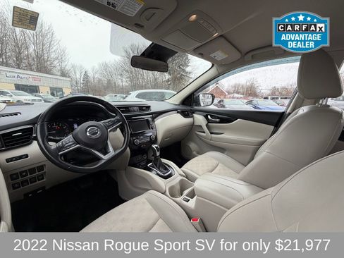 Used 2022 Nissan Rogue Sport SV w/ Technology Package image 7