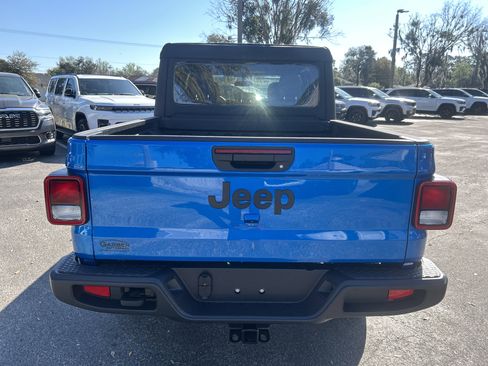 New 2026 Jeep Gladiator Sport image 6