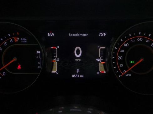 Used 2023 Jeep Gladiator Mojave w/ LED Lighting Group AWD/4WD image 21