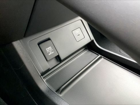 Used 2026 Acura RDX SH-AWD image 13