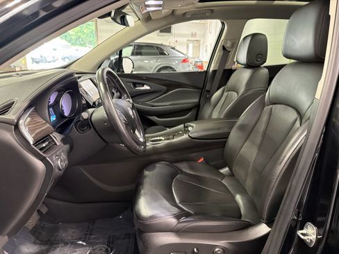 Used 2020 Buick Envision Essence AWD/4WD image 4
