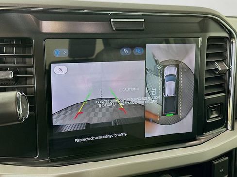 New 2026 Ford F250 XLT w/ XLT Premium Package image 18