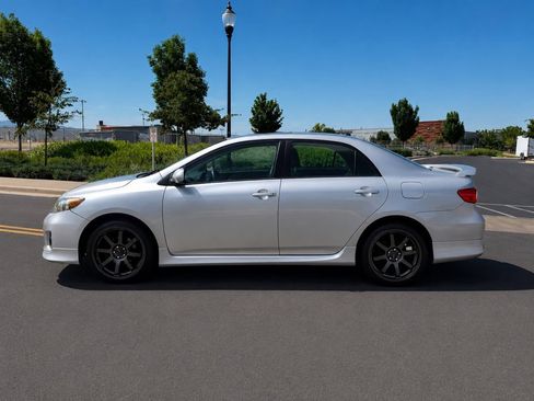 Used 2012 Toyota Corolla S FWD image 2