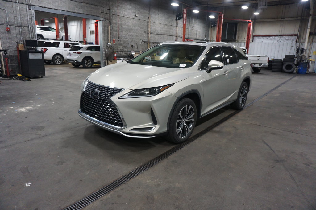 Used 2021 Lexus RX 350L FWD w/ Premium Package image 25