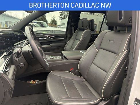 Certified 2023 Cadillac Escalade Sport w/ LPO, ONYX Package image 13