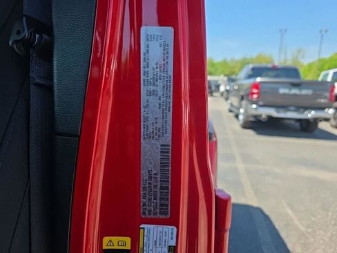 Used 2022 Jeep Wrangler Unlimited Sahara w/ Cold Weather Group image 28