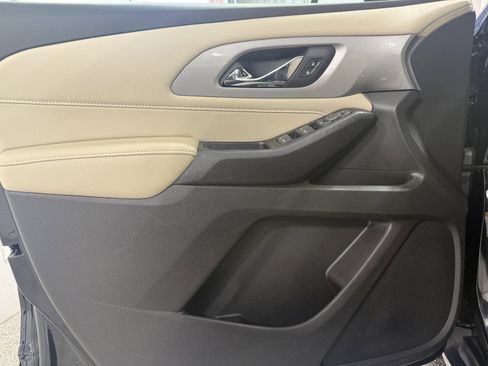 Certified 2023 Chevrolet Traverse LS w/ Safety Package image 11