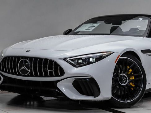 New 2026 Mercedes-Benz SL 55 AMG 4MATIC image 2
