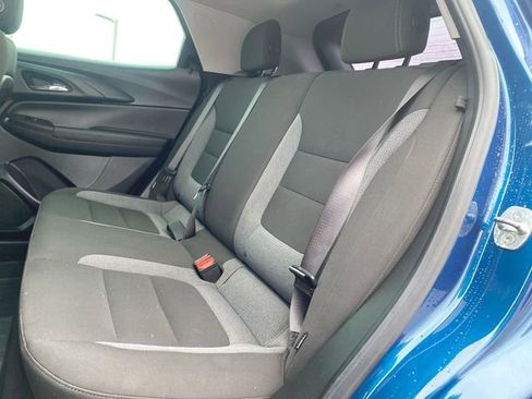 Used 2021 Chevrolet TrailBlazer LS image 21