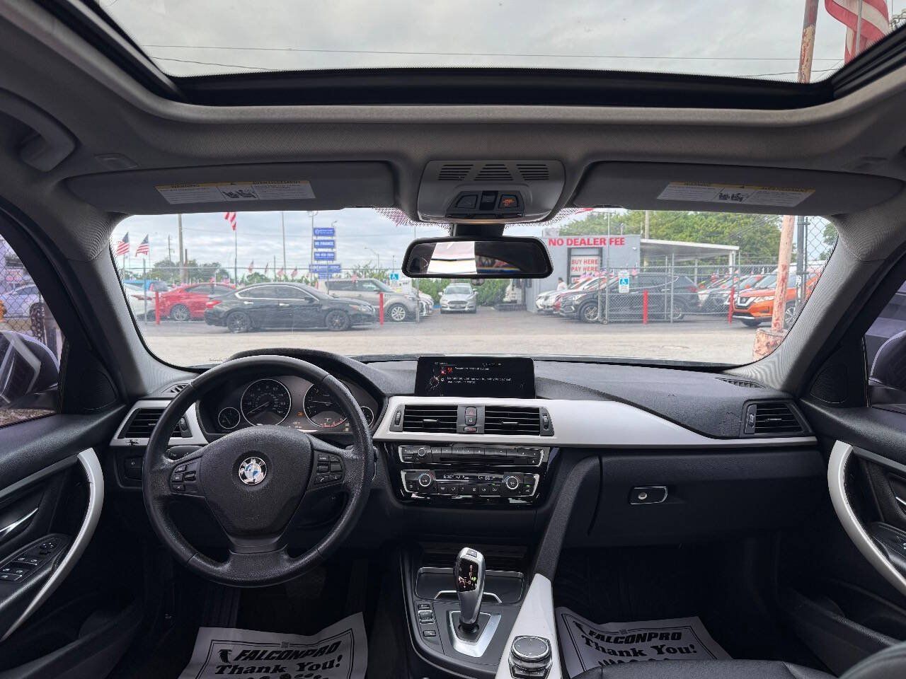 Used 2016 BMW 320i Sedan RWD image 14