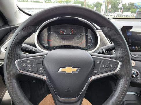Used 2024 Chevrolet Malibu LT FWD image 29
