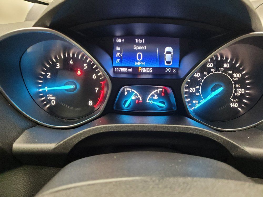 Used 2017 Ford Escape SE FWD image 23
