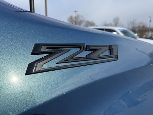 Used 2024 Chevrolet Silverado 1500 Custom Trail Boss w/ LPO, Dark Essentials Package image 11