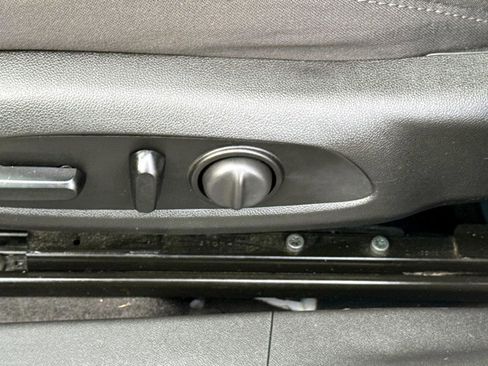 Certified 2020 Chevrolet Malibu RS w/ LPO, Convenience Package 2 image 17