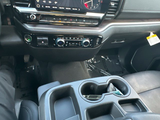 Used 2025 GMC Sierra 1500 SLT AWD/4WD image 26