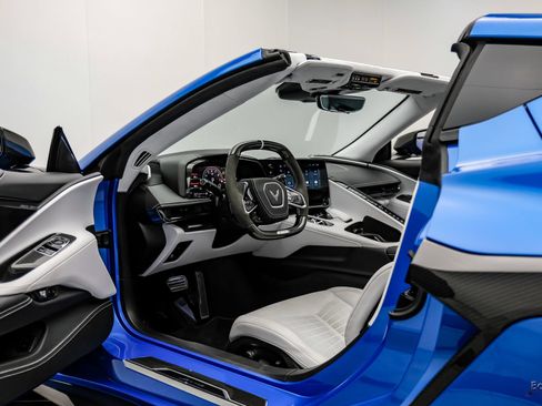 Used 2024 Chevrolet Corvette Z06 w/ Z07 Performance Package RWD image 48