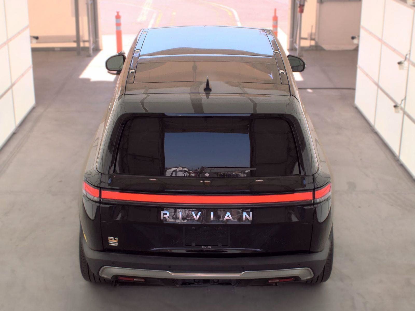 Used 2024 Rivian R1S Adventure Quad AWD/4WD image 5