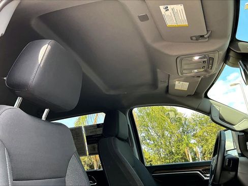 Used 2025 Chevrolet Silverado 2500 LT image 14