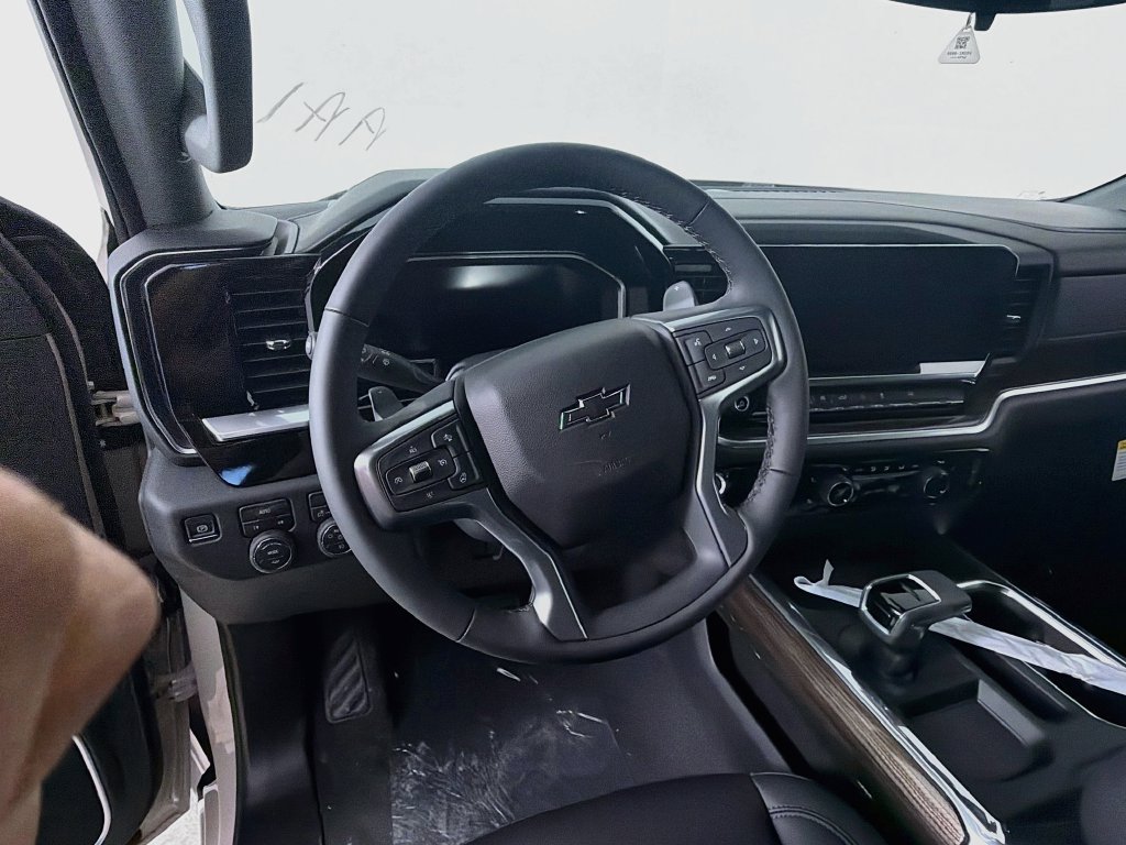 New 2026 Chevrolet Silverado 1500 RST w/ Convenience Package II AWD/4WD image 10