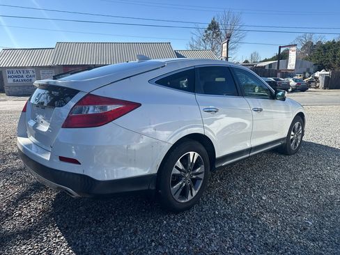 Used 2013 Honda Crosstour EX-L image 4