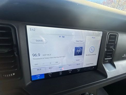 Used 2025 Ford Bronco 2-Door w/ Sasquatch Package AWD/4WD image 14