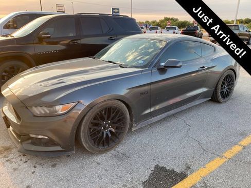 Used 2017 Ford Mustang GT Premium w/ GT Performance Package RWD image 1