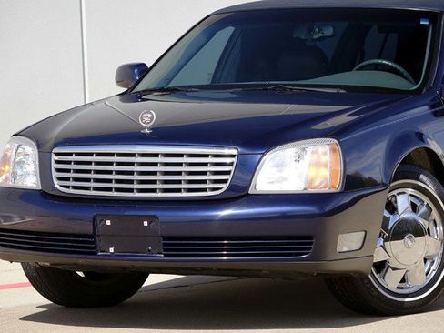 Used 2001 Cadillac De Ville Limousine FWD image 34