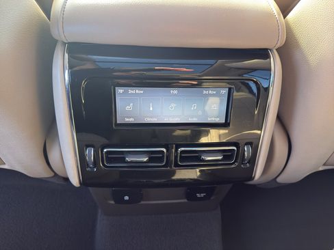 Used 2022 Lincoln Aviator Reserve w/ Equipment Group 201A image 31