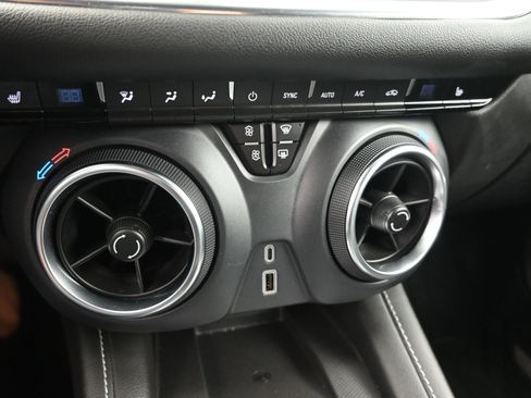 Used 2023 Chevrolet Blazer LT w/ Sound & Technology Package image 21