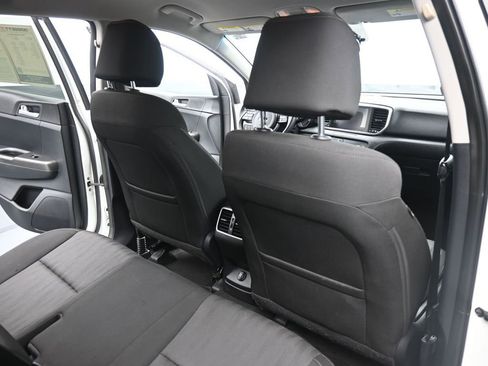 Used 2020 Kia Sportage LX FWD image 29