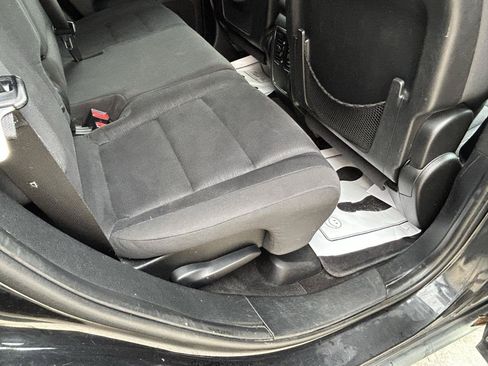 Used 2011 Jeep Grand Cherokee Laredo AWD/4WD image 11