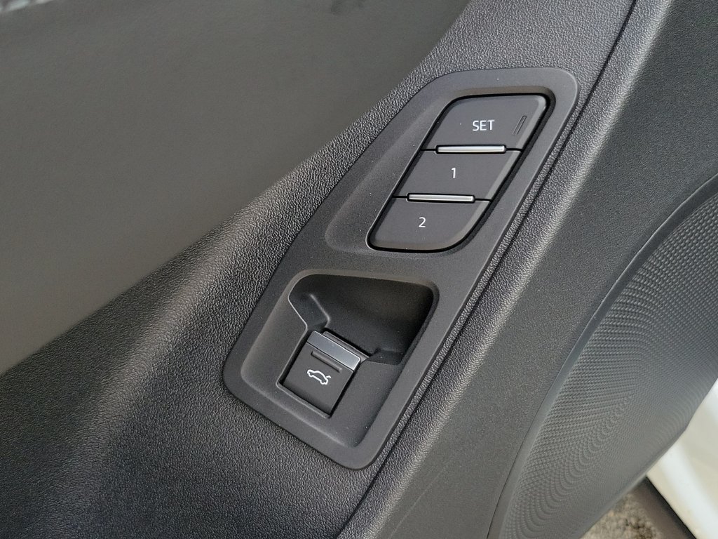 New 2026 Audi Q3 quattro 2.0T AWD/4WD image 19