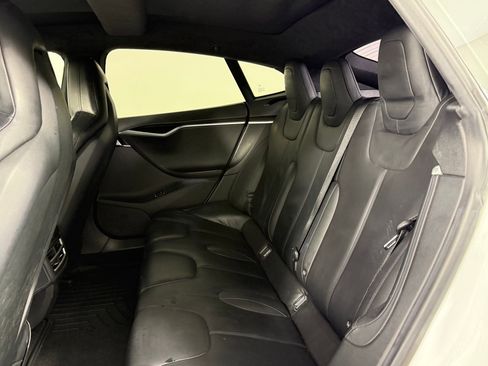Used 2016 Tesla Model S 70D image 16