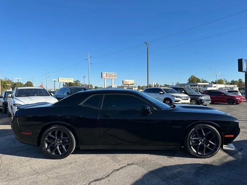 Used 2022 Dodge Challenger R/T w/ Blacktop Package image 24