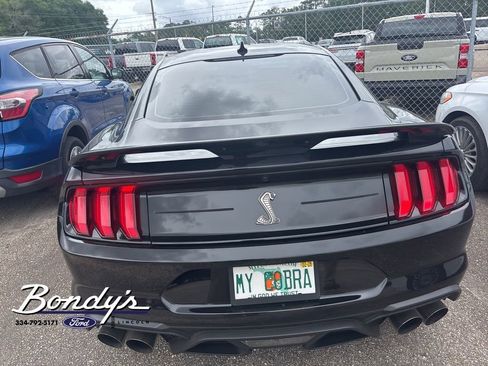 Used 2021 Ford Mustang Shelby GT500 w/ Technology Package RWD image 2