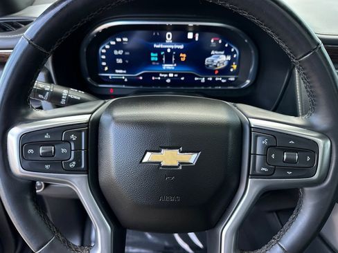 Used 2023 Chevrolet Tahoe Premier AWD/4WD image 33