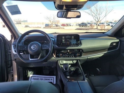 Certified 2021 Nissan Rogue SL w/ Premium Package image 20