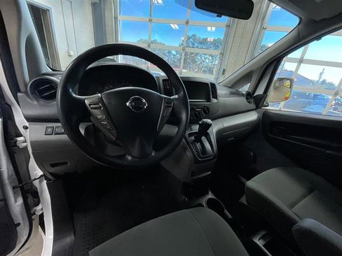 Used 2021 Nissan NV200 SV w/ Back Door Glass Package image 13