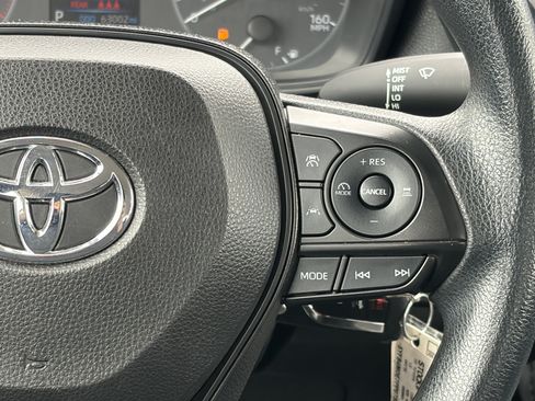 Certified 2023 Toyota Corolla LE FWD image 18