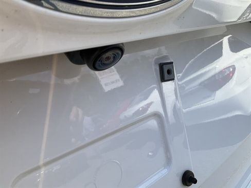 Used 2019 Ford Escape SEL AWD/4WD image 11