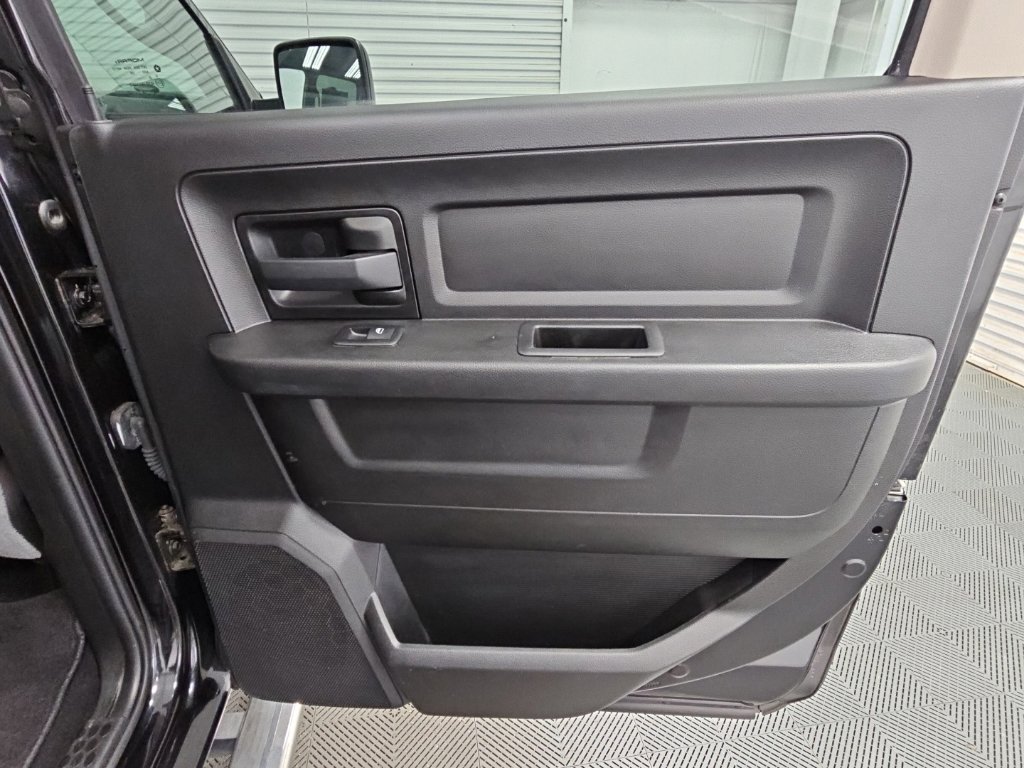 Used 2019 RAM 1500 Tradesman w/ Tradesman SXT Package AWD/4WD image 33