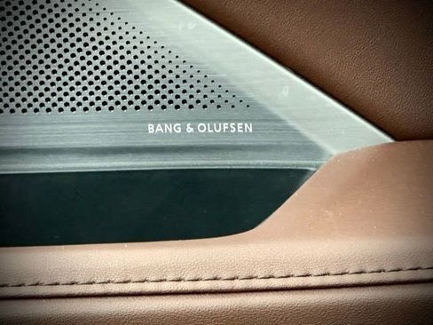 Used 2025 Acura MDX w/ Technology Package image 27