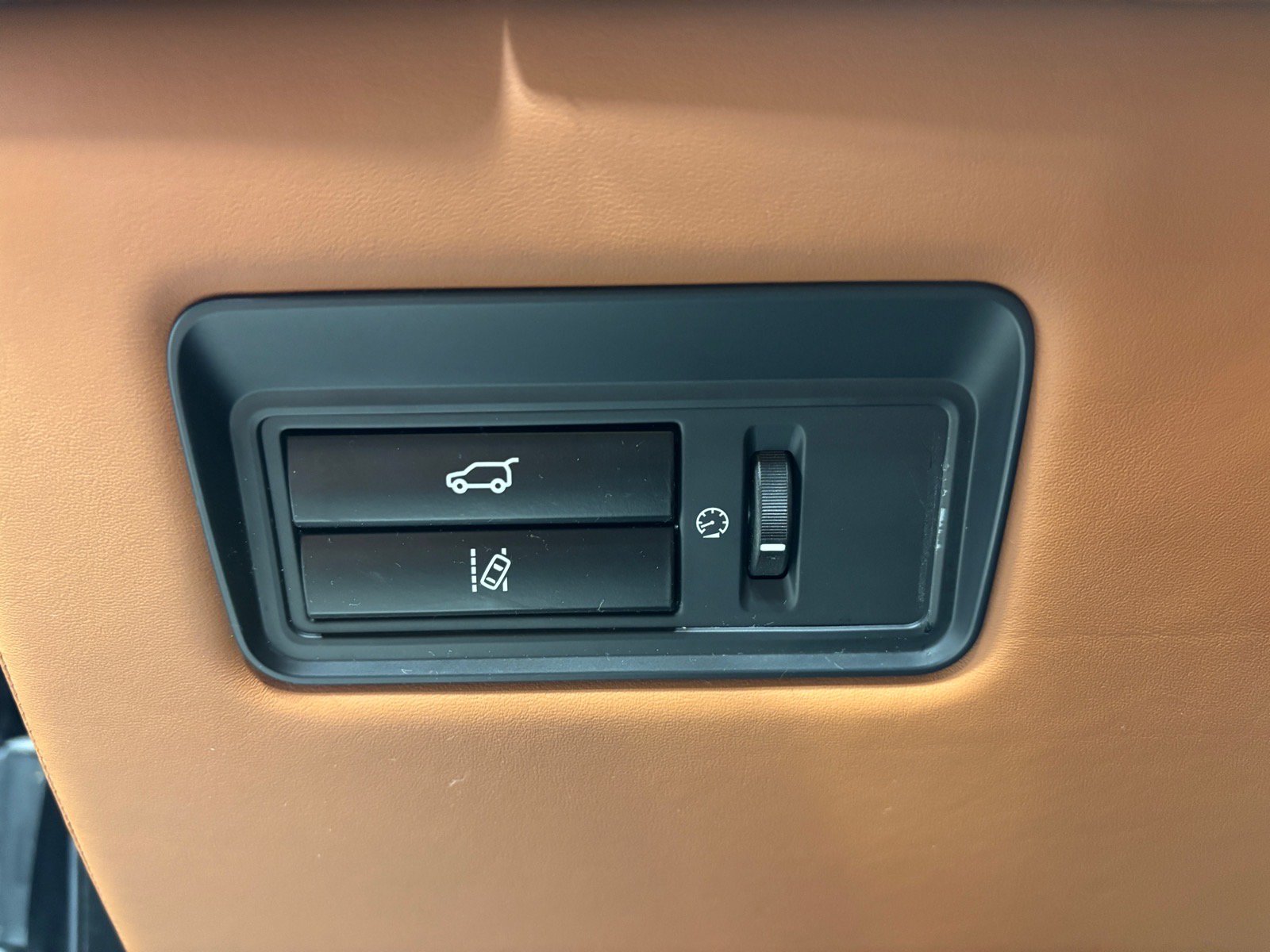 Used 2015 Land Rover Range Rover Autobiography AWD/4WD image 22