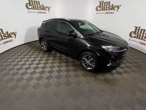 Used 2023 Buick Encore GX Select w/ Sport Touring Package AWD/4WD image 2