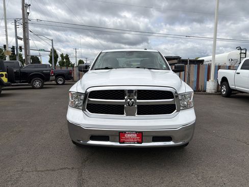 Used 2022 RAM 1500 Classic SLT AWD/4WD image 8
