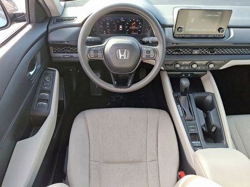 Used 2025 Honda Accord LX image 12